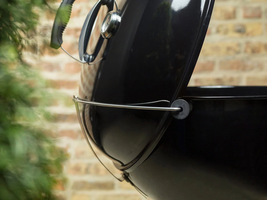 22 in. Charcoal Grill R319