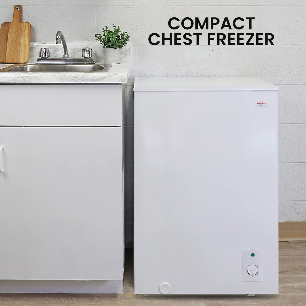 White 5.0 cu ft Chest Freezer L177995