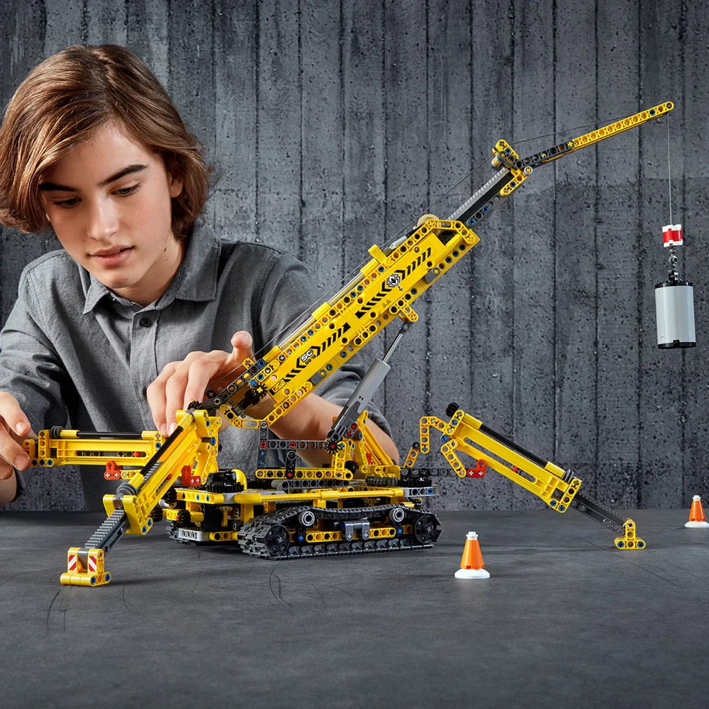920 Pieces Construction Model Crane Set P8163
