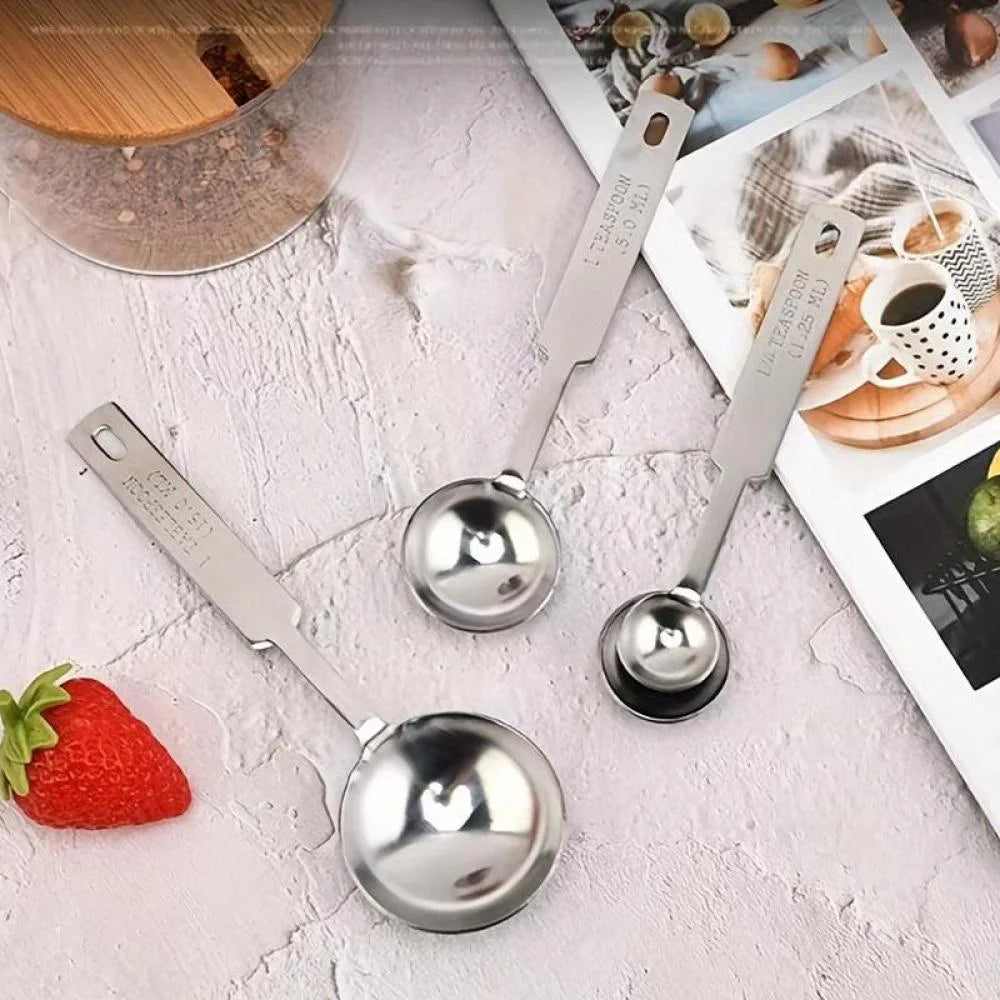 Stainless Steel Measuring Spoons and Measuring Cups R148095