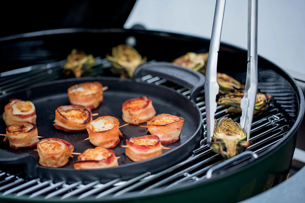 22 in. Charcoal Grill R319
