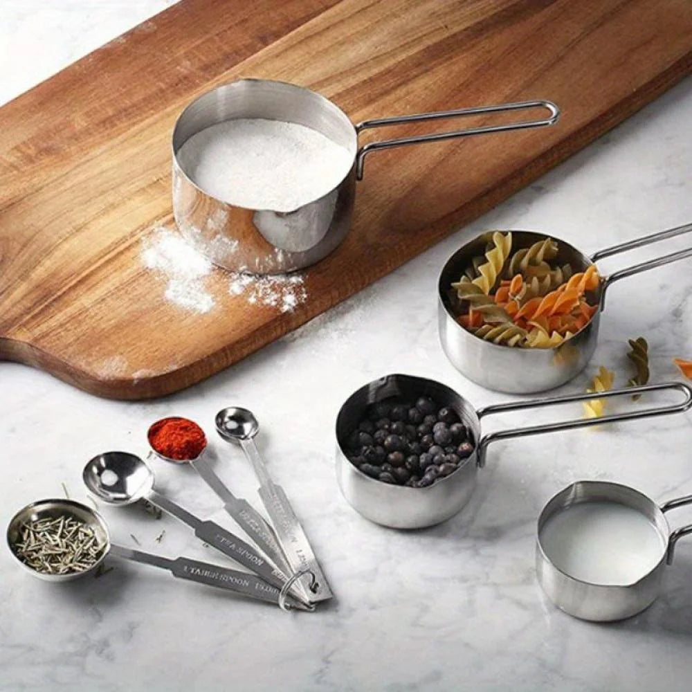 Stainless Steel Measuring Spoons and Measuring Cups R148095