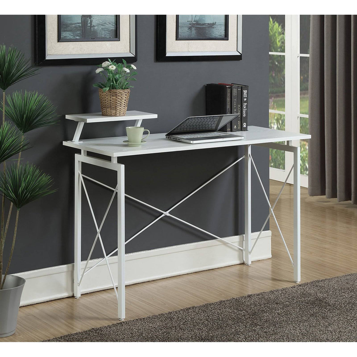 White Desk G354