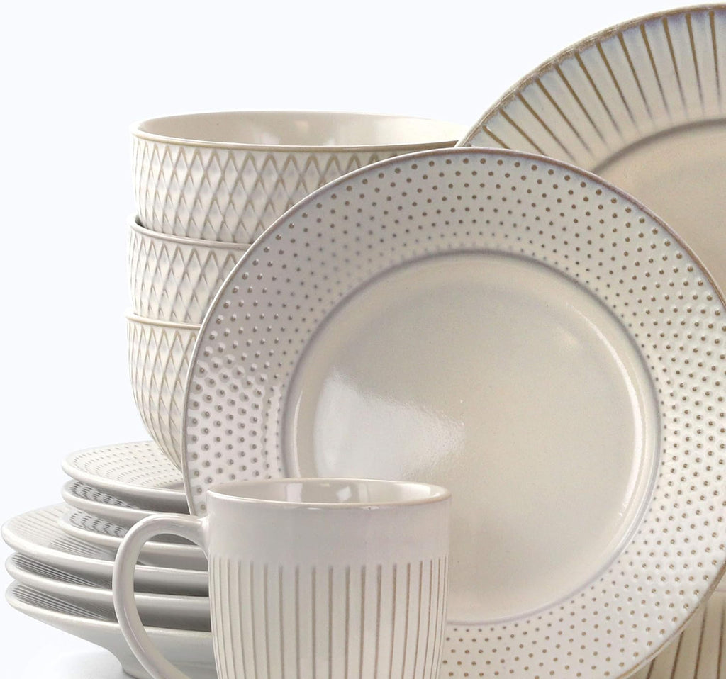 16 Piece White Stoneware Dinnerware Dish Set K817