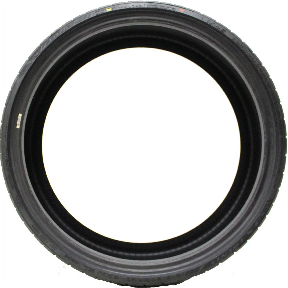 225/40R19 93 W Tire B330