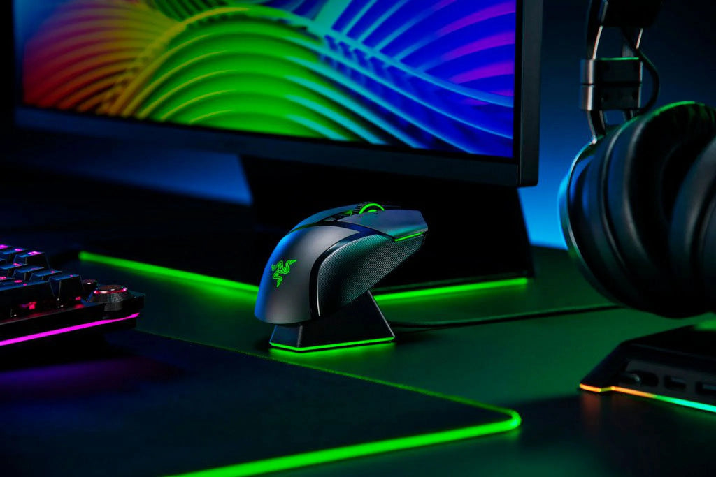 Black Wireless Gaming Mouse with Charging Dock K396