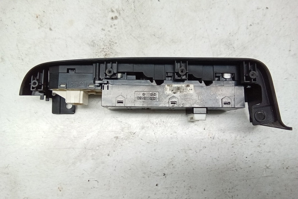 16 Kia Soul Drivers Master Door Lock and Window Switch C265971