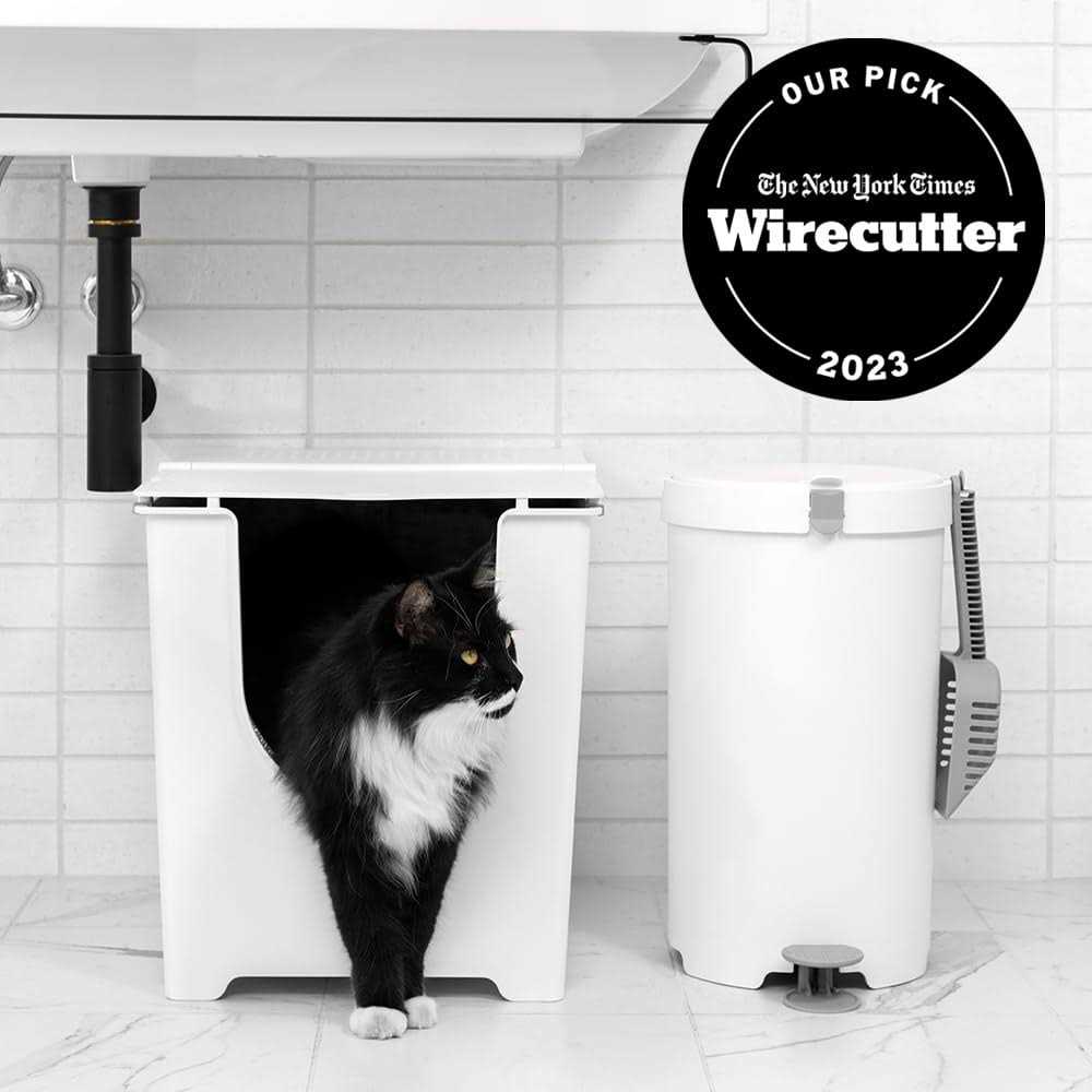 Flip Litter Box with Scoop and Reusable Liner Q38045