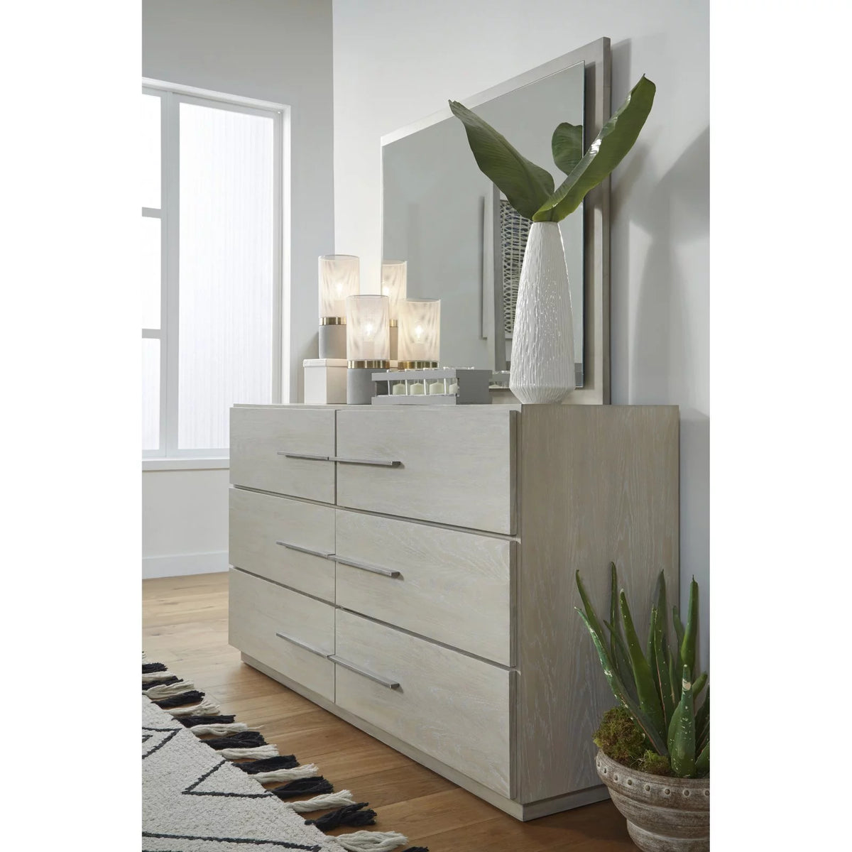 6 Drawer Cotton Gray Dresser X99201