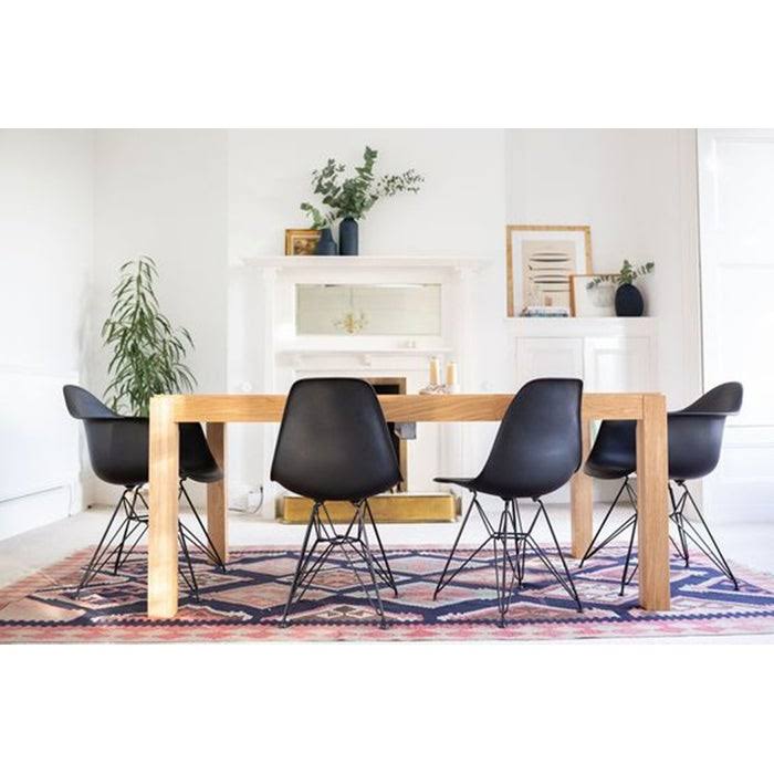 Clear Plastic Armchair with Black Wire Legs T748