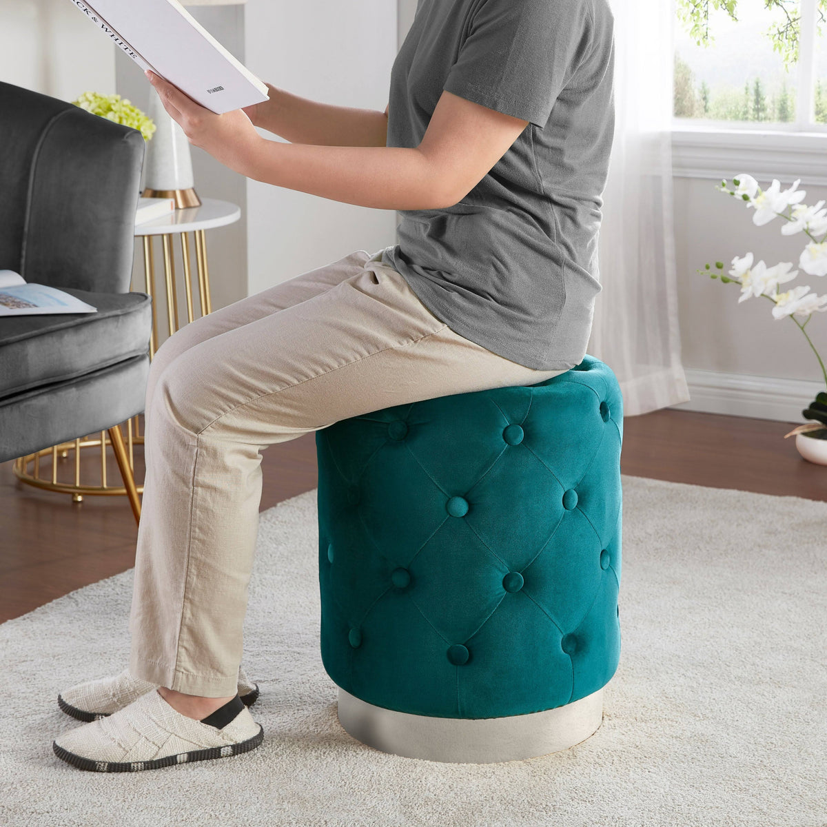 Teal Velvet Ottoman with Silver Metal Base C967172