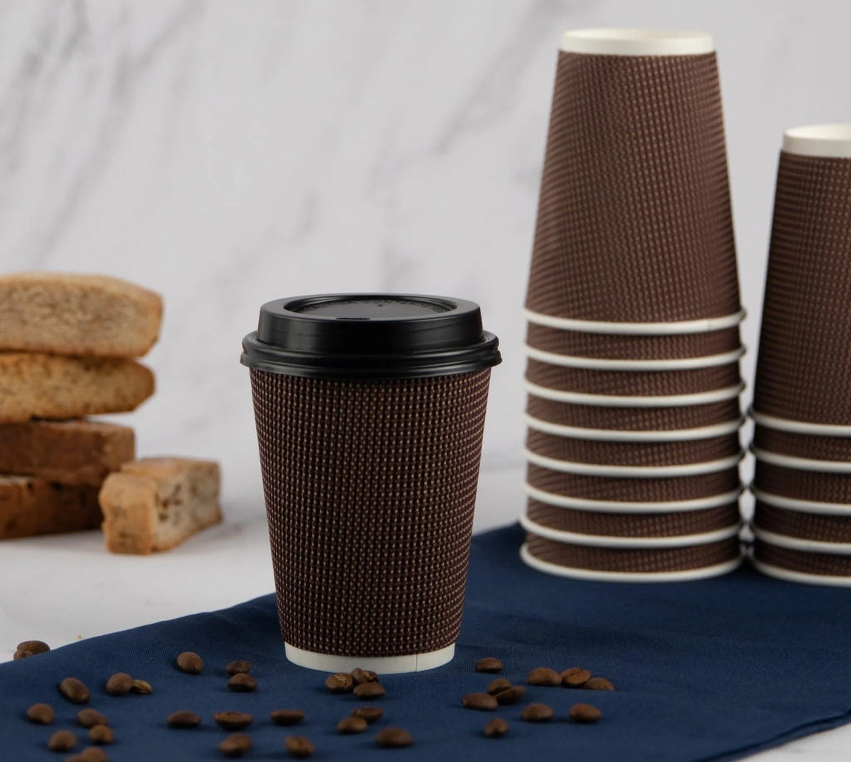 48 Pc Insulated Double Walled Disposable Paper Hot Cups with Lids R4074
